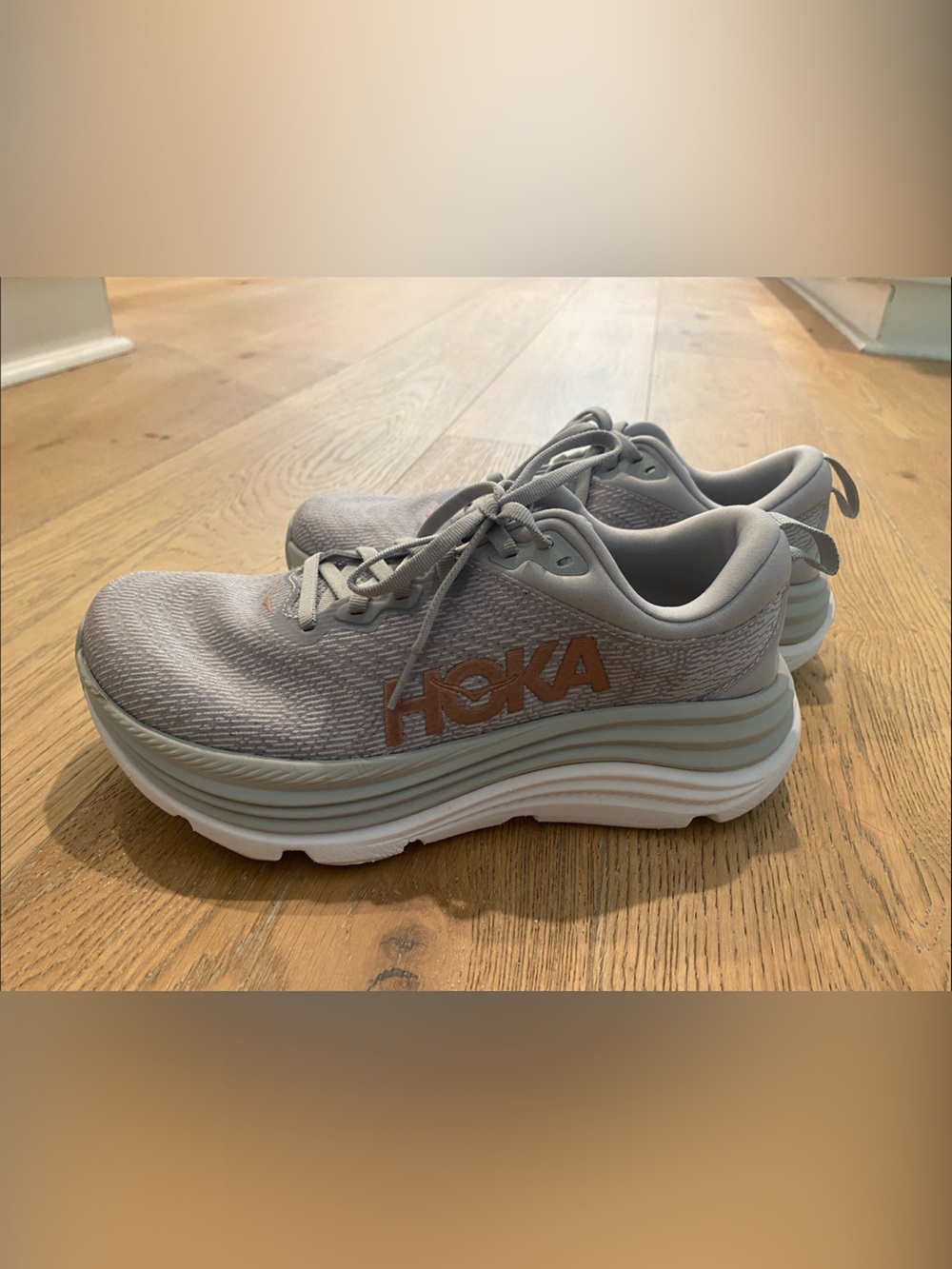 Hoka Gaviota 5 women’s Light Gray like new